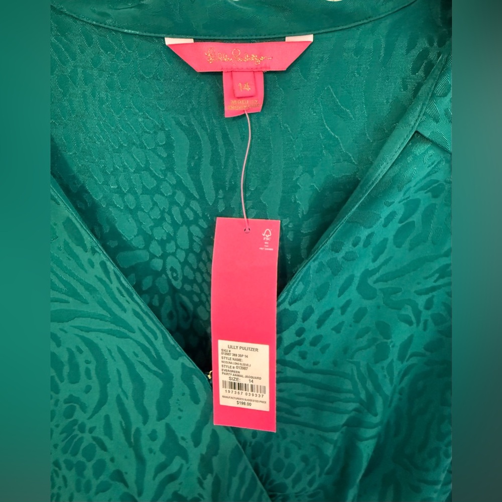 Lilly Pulitzer NICOLINA LONG SLEEVE WRAP DRESS
NWT - Picture 6 of 13